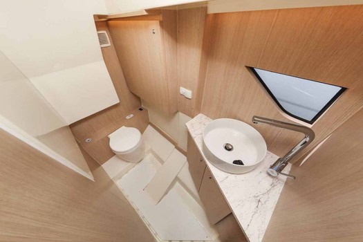 Nuva M9 CABIN thumbnail 6