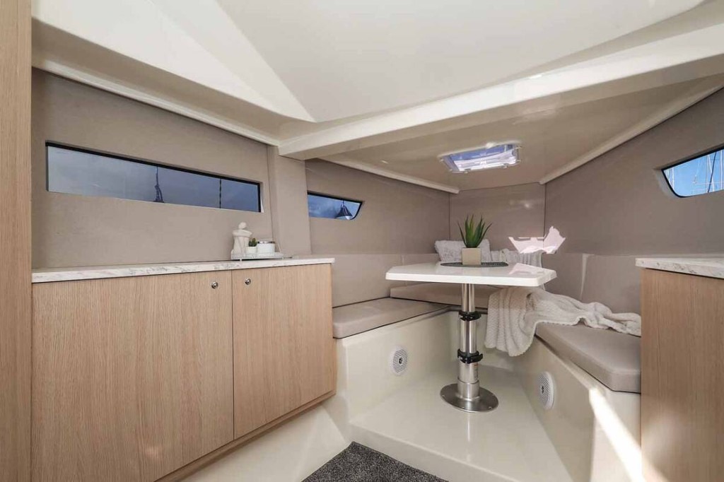 Nuva M9 CABIN thumbnail 5