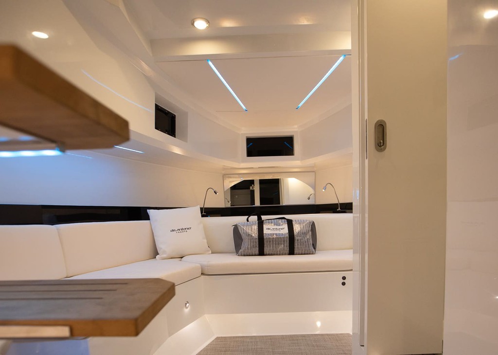 De Antonio Yachts D36 Open thumbnail 4