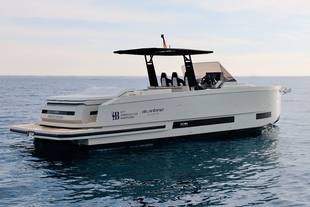 De Antonio Yachts D36 Open thumbnail 5