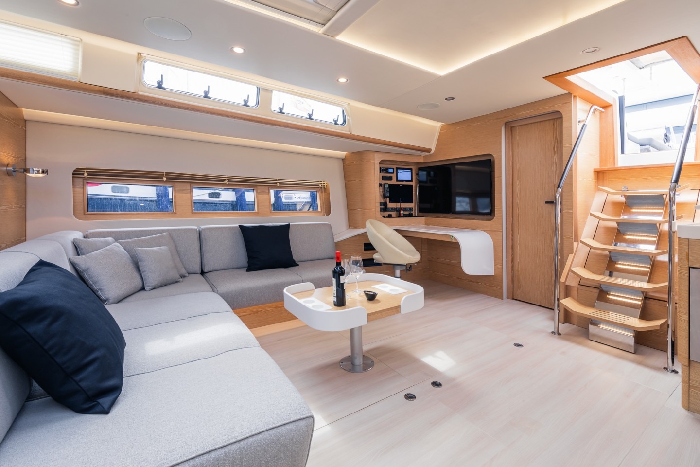 Agarimo Six thumbnail 4