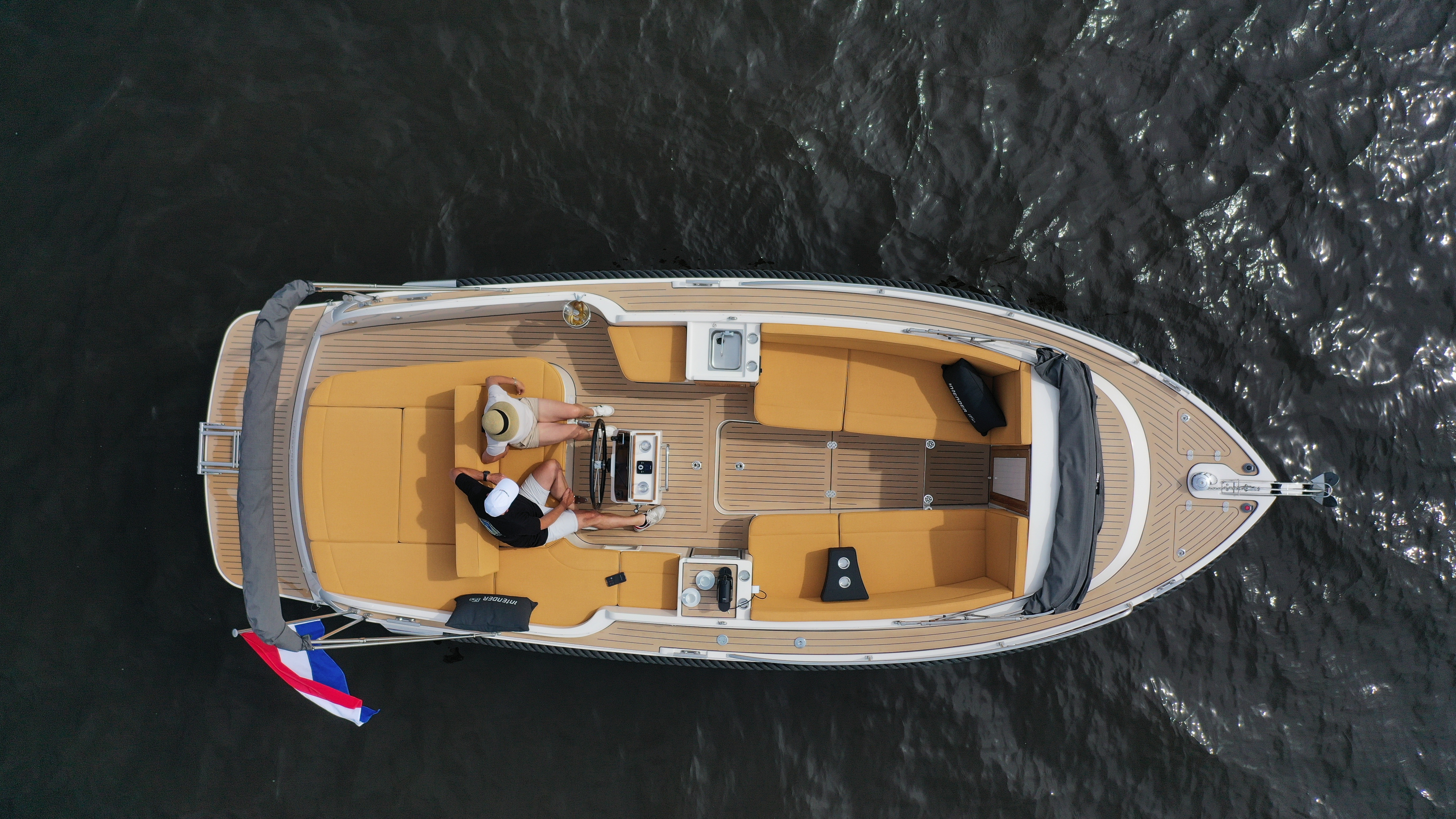 Intender 850 thumbnail 2