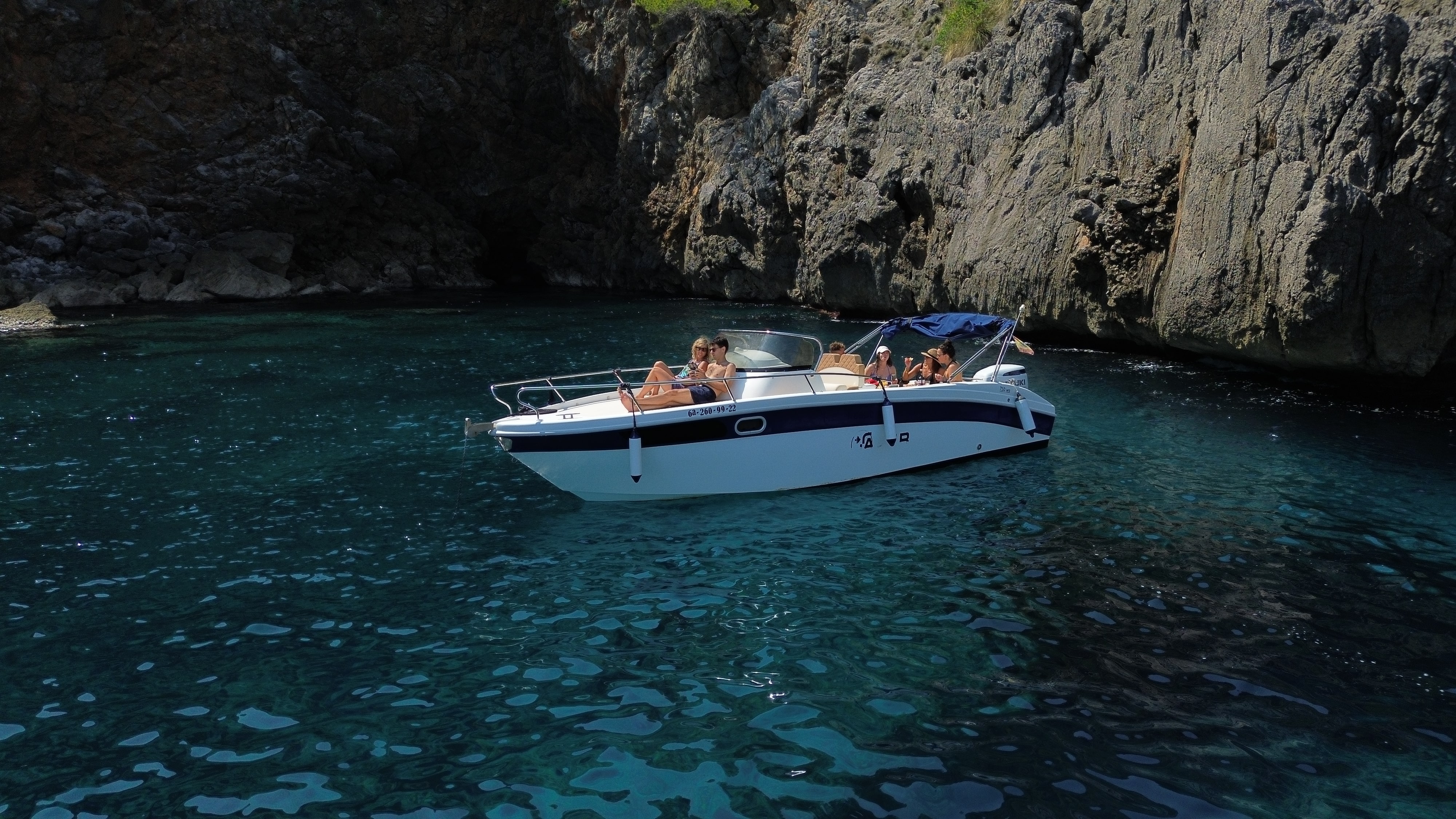 Boat in Soller-Ana thumbnail 6